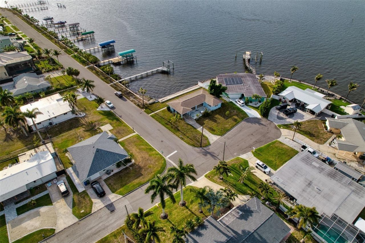 210 21st Street Ne, Bradenton, FL 34208 Photo