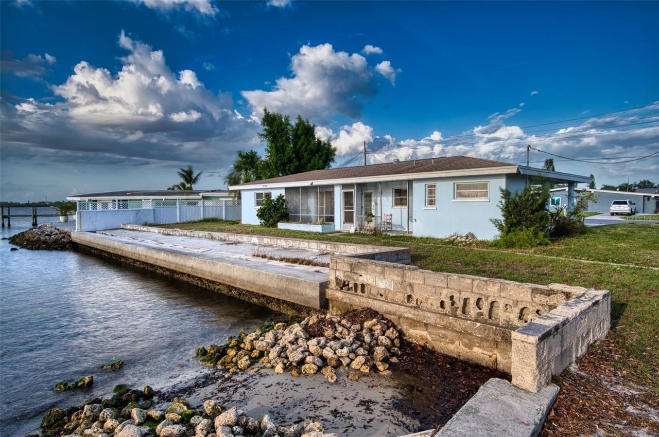 210 21st Street Ne, Bradenton, FL 34208 Photo