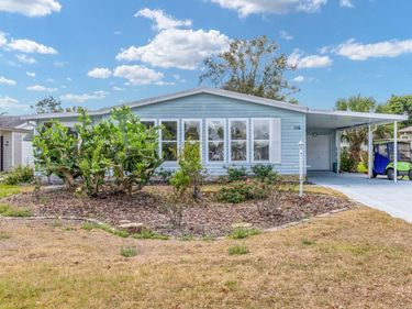 1116 W BOONE COURT, LADY LAKE, FL 32159