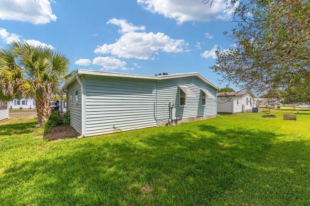 1116 W Boone Court, Lady Lake, FL 32159 Photo