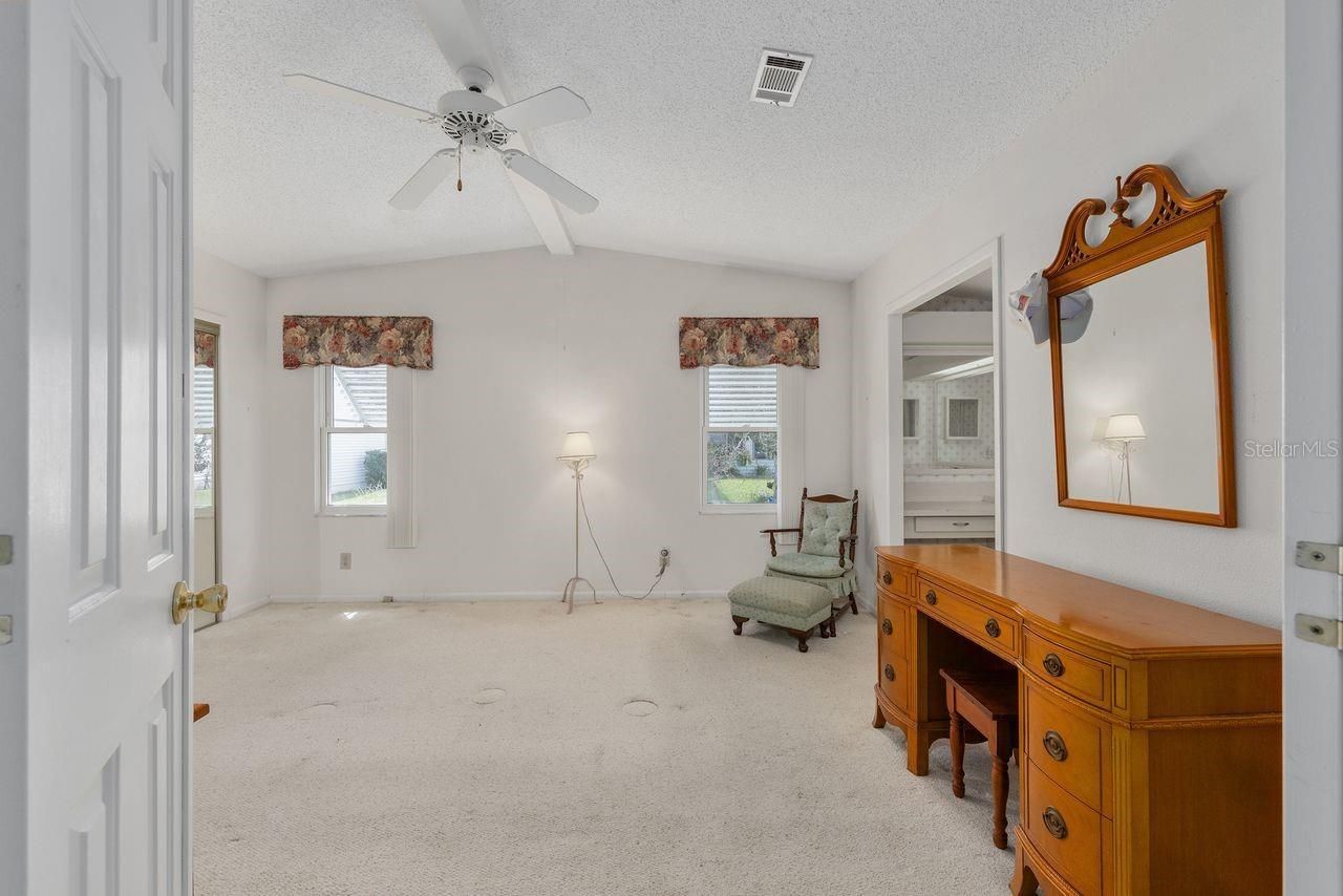 1116 W Boone Court, Lady Lake, FL 32159 Photo