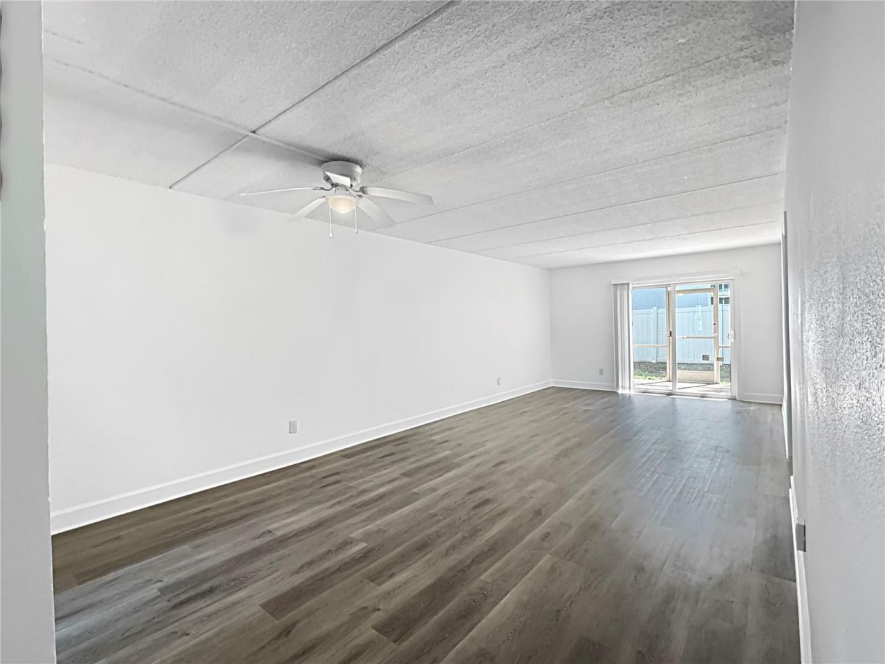 4435 1st Street Ne, Unit 103, Saint Petersburg, FL 33703 Photo