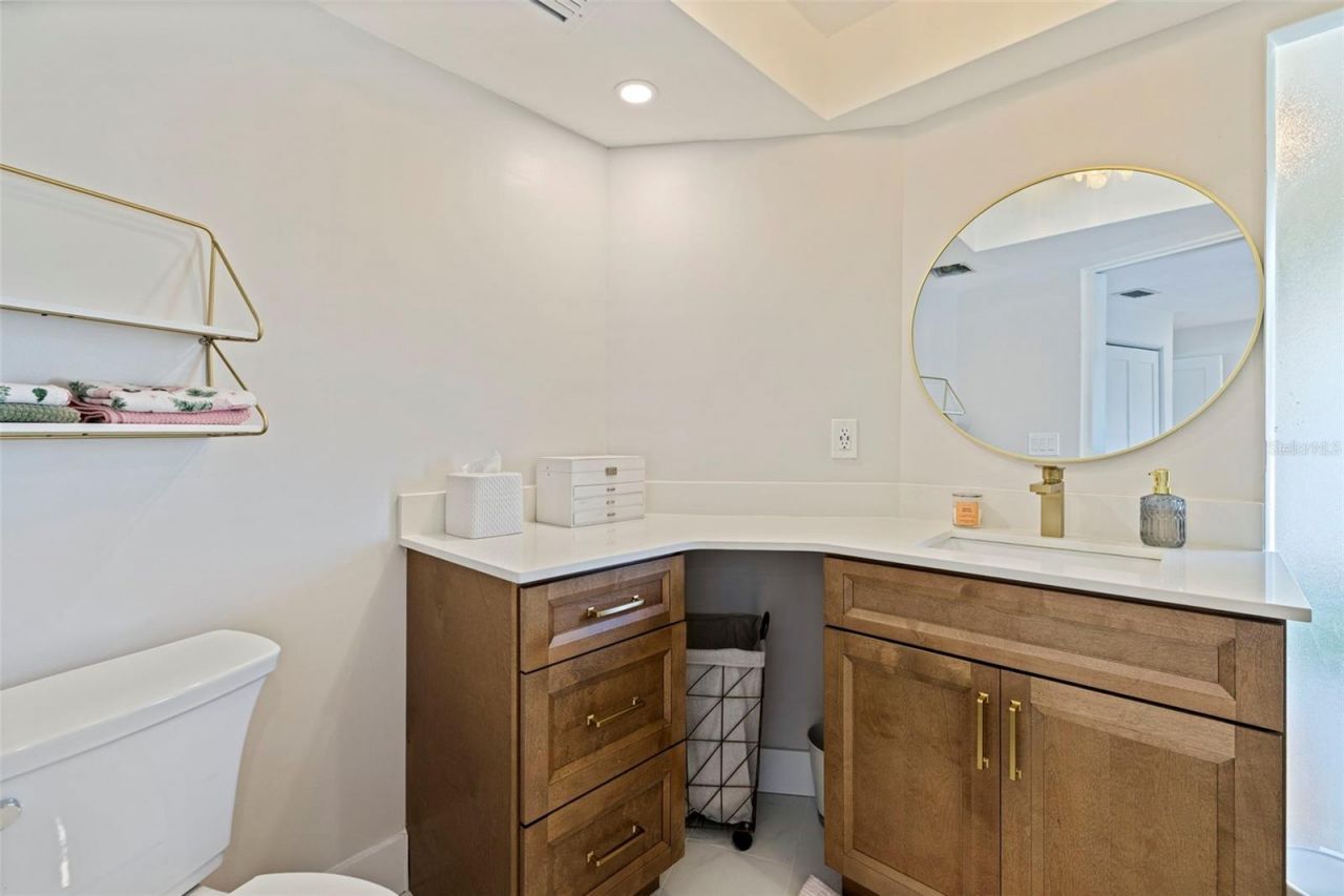 1971 Massachusetts Avenue Ne, Saint Petersburg, FL 33703 Photo