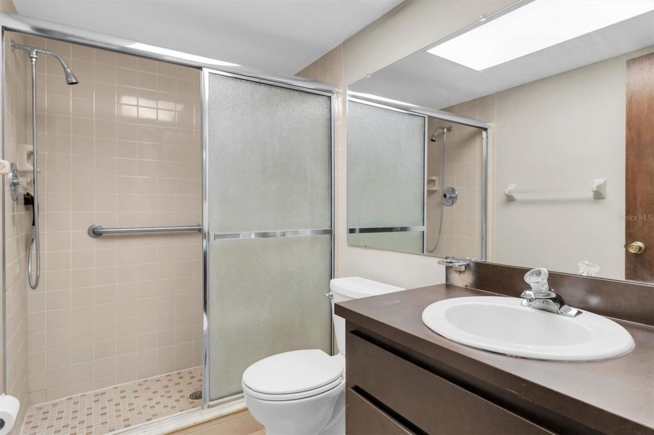 2216 Oak Wind Drive, Holiday, FL 34691 Photo