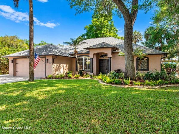 1099 Meadowbrook Road NE , Palm Bay, FL 32905