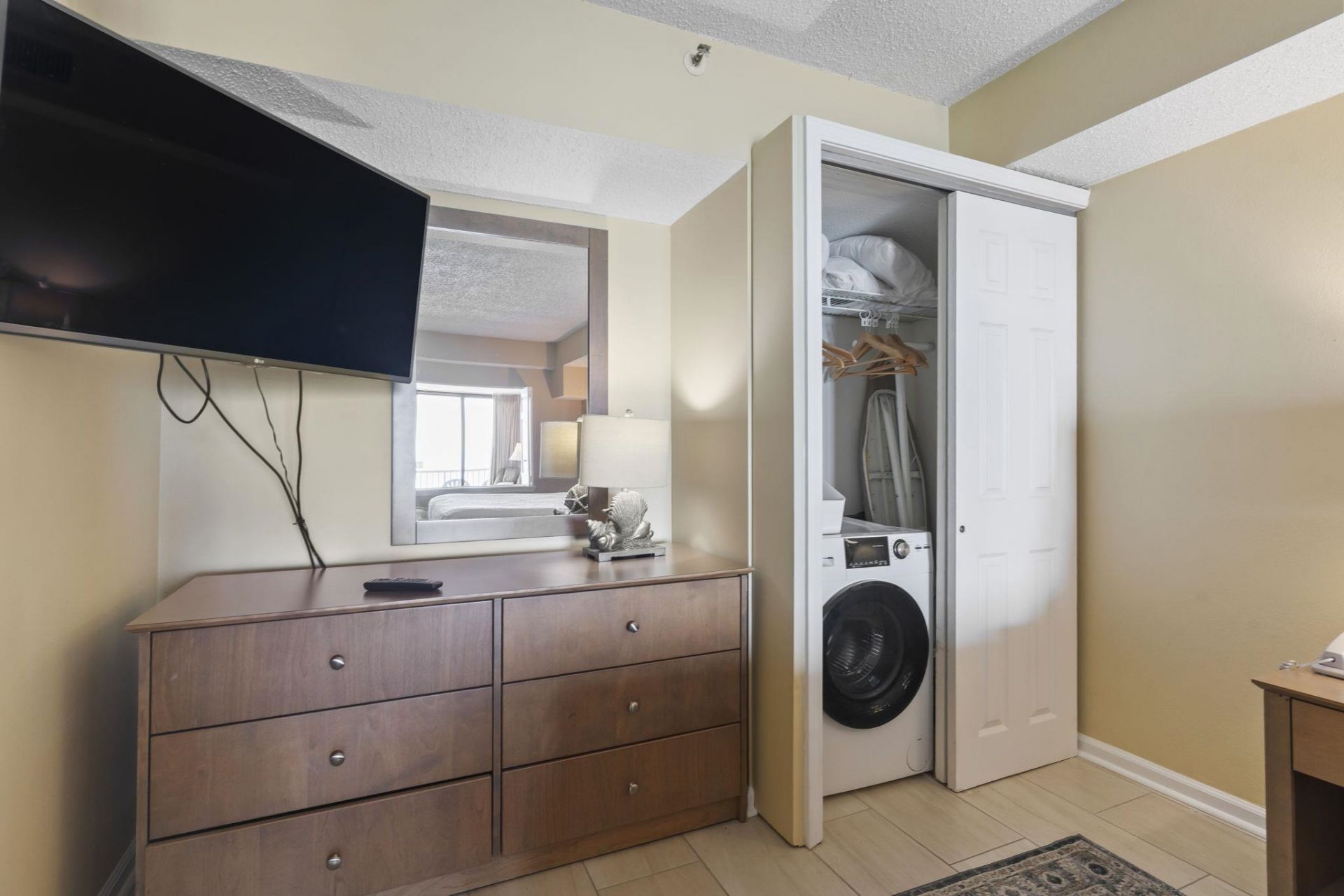 5308 Ocean Blvd. N  Photo 13