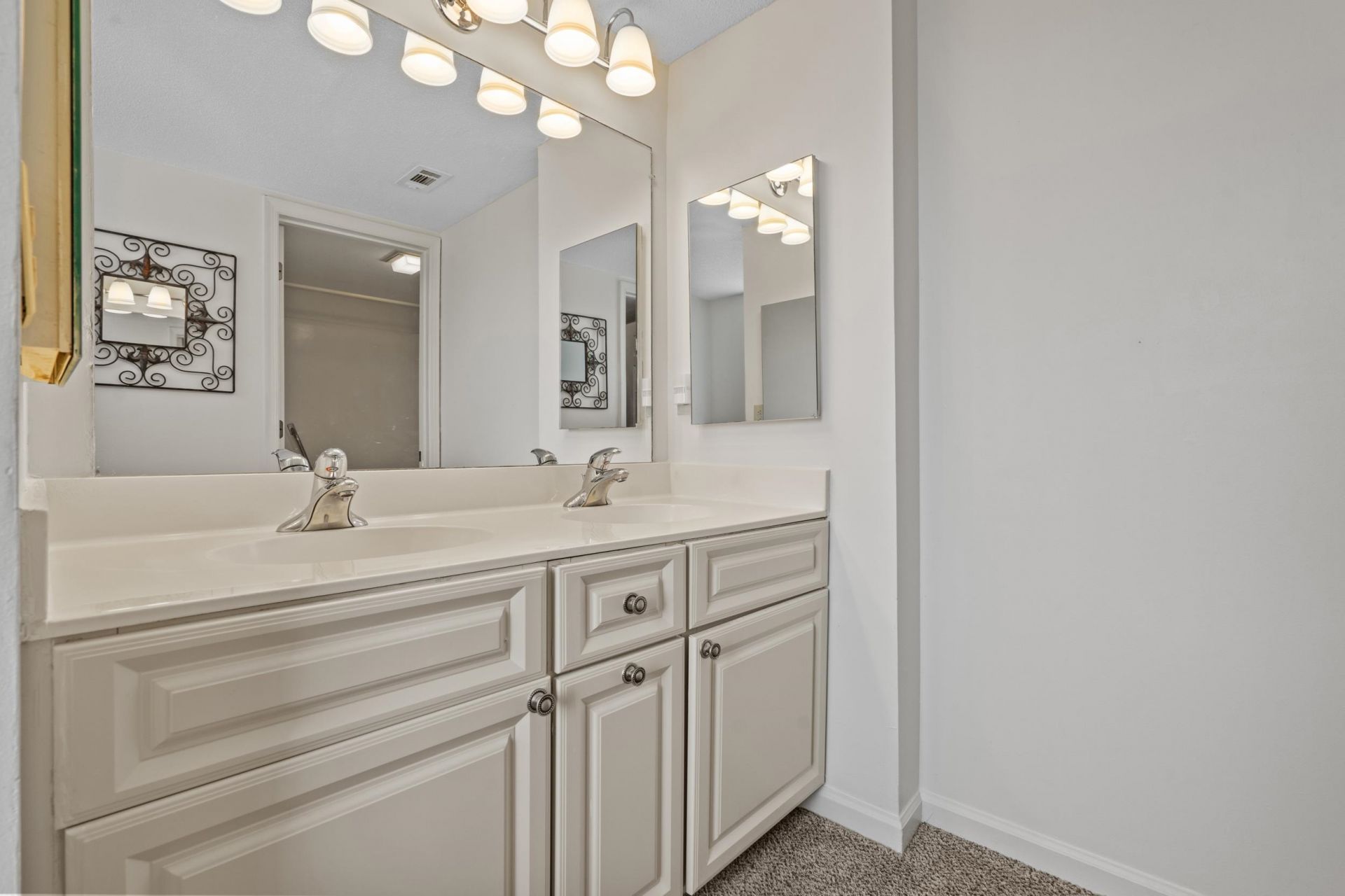 310 N 73rd Ave. N  Photo 22