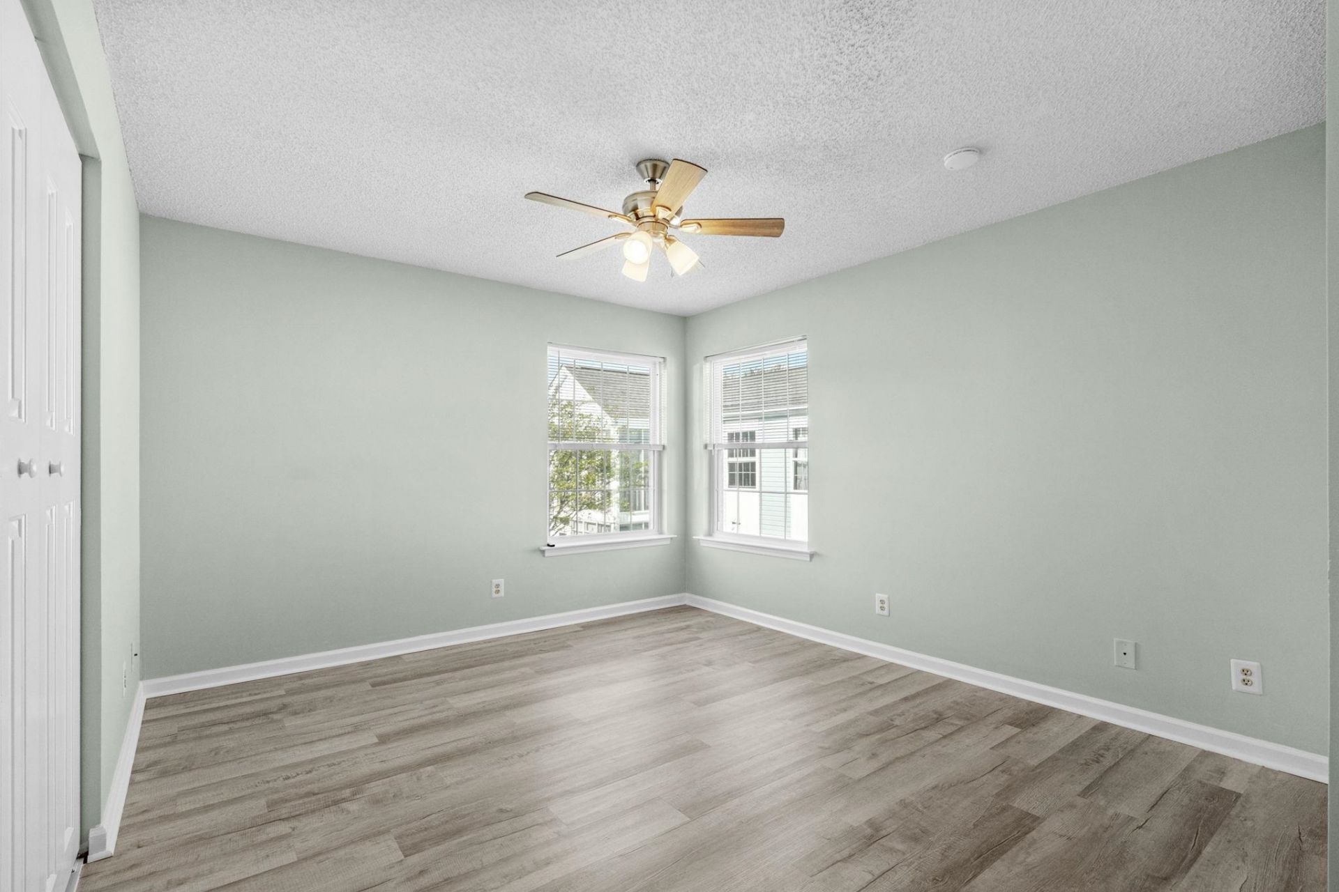 8830 Chandler Dr.  Photo 17