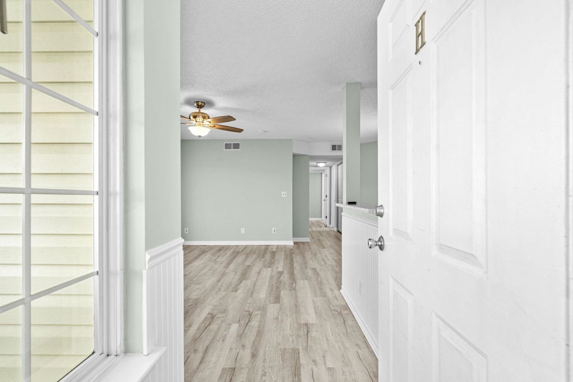 8830 Chandler Dr.  Photo 4