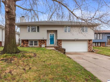 15918 Arbor Circle , Omaha, NE 68130