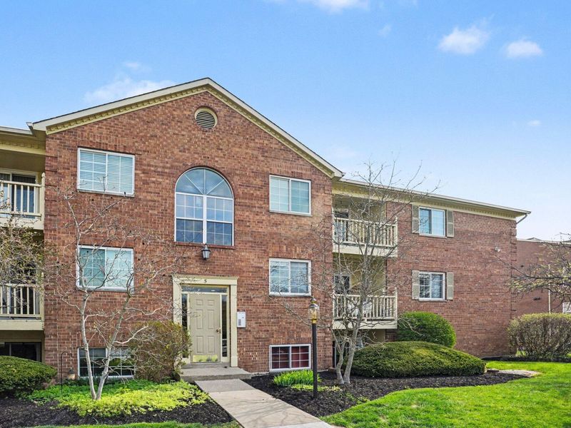 5 Highland Meadows Drive, Unit 8, Highland Heights, KY 41076 Photo 1