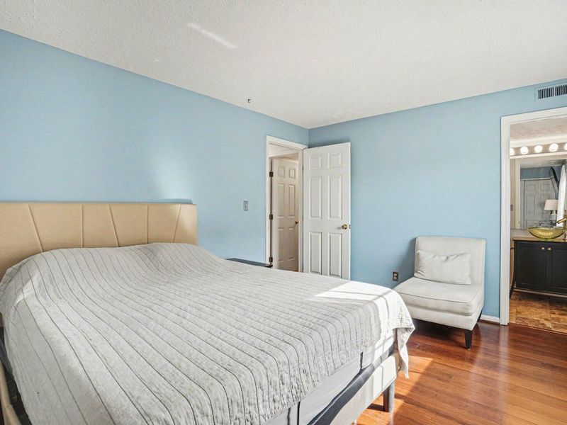 5 Highland Meadows Drive, Unit 8, Highland Heights, KY 41076 Photo 10