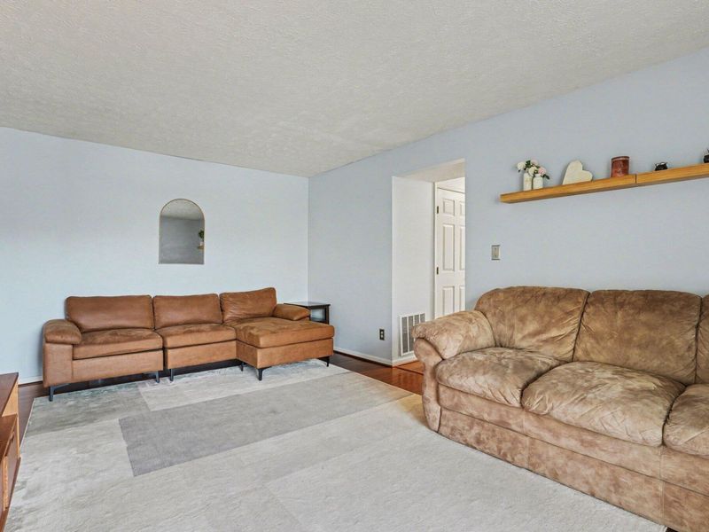 5 Highland Meadows Drive, Unit 8, Highland Heights, KY 41076 Photo 8