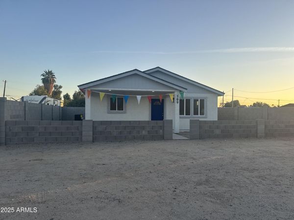 513 E CENTRE Avenue, Buckeye, AZ 85326