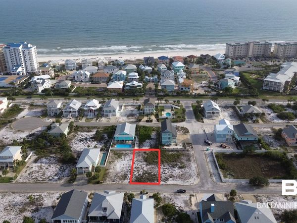 925 Nautilus Court, Pensacola, FL 32507