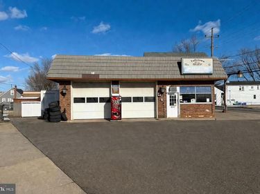 291 MAIN STREET, TULLYTOWN, PA 19007