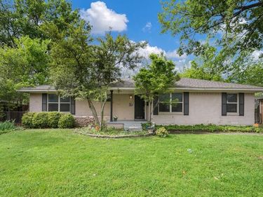 2216 Springhill Drive, Dallas, TX 75228