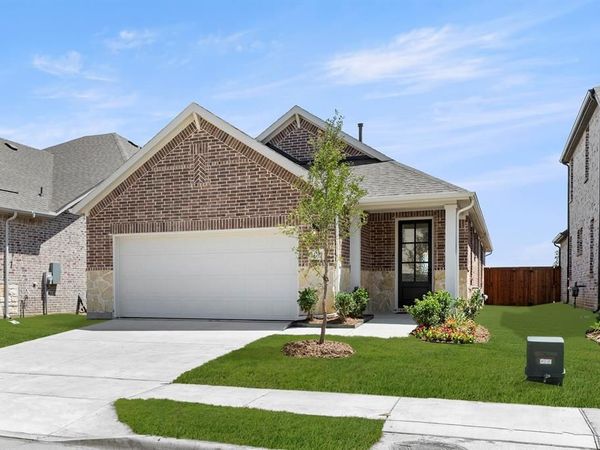 14200 Gallatin Street, Pilot Point, TX 76258