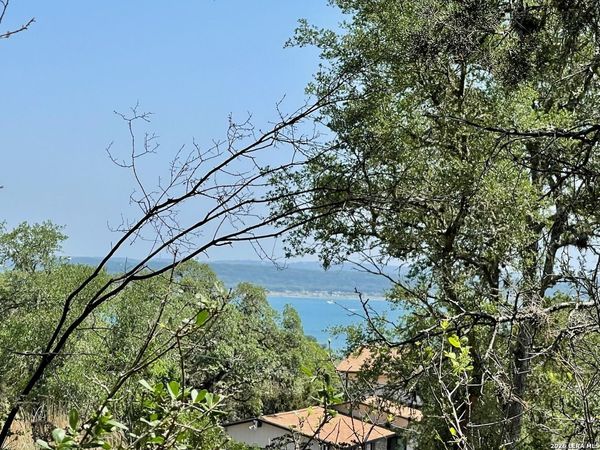 1204 Lakeside, Canyon Lake, TX 78133