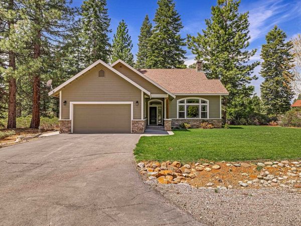 22 Highwood Circle, Lake Almanor, CA 96137