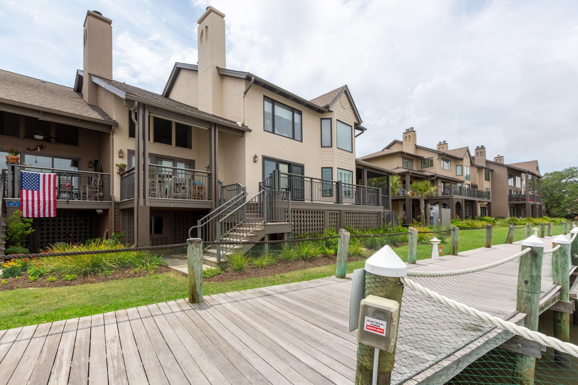 1919 Marsh Oak Lane Photo 27