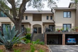 1919 Marsh Oak Lane photo 4