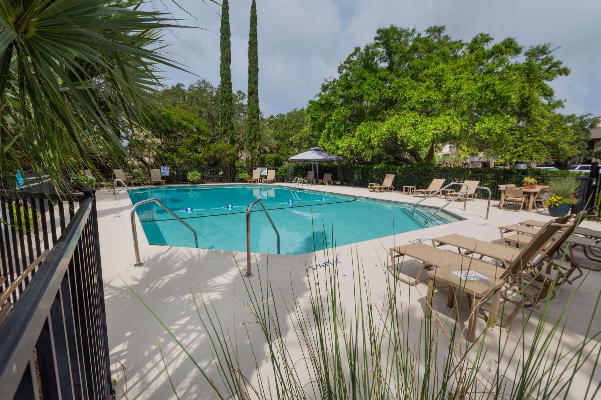 1919 Marsh Oak Lane Photo 42