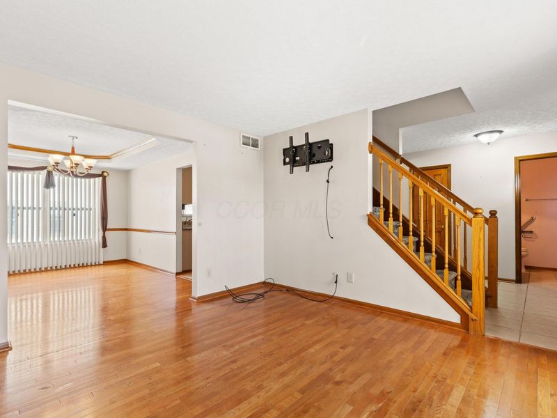 6248 Billington Drive , Columbus, OH 43213 Photo 10