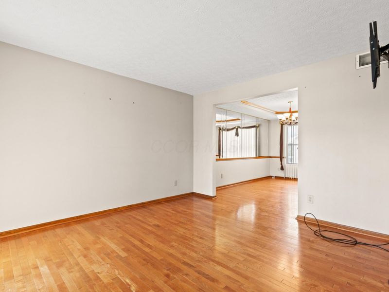 6248 Billington Drive , Columbus, OH 43213 Photo 11