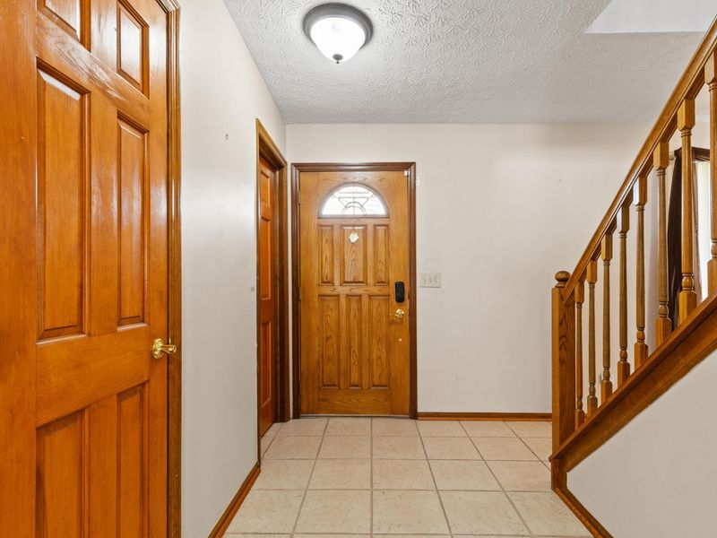 6248 Billington Drive , Columbus, OH 43213 Photo 6