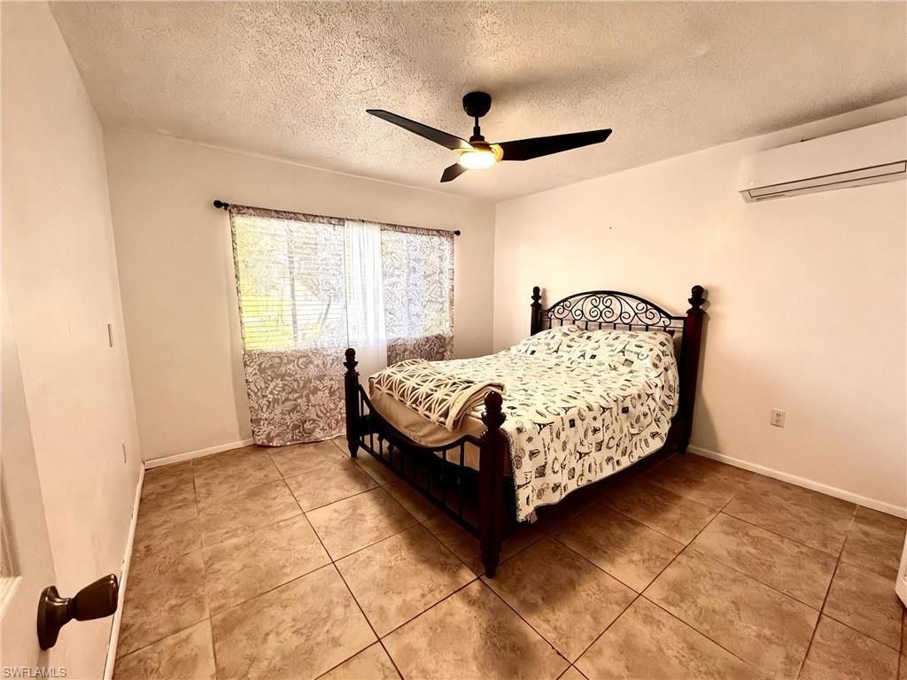 196 E Mariana Ave, North Fort Myers, FL 33917 Photo