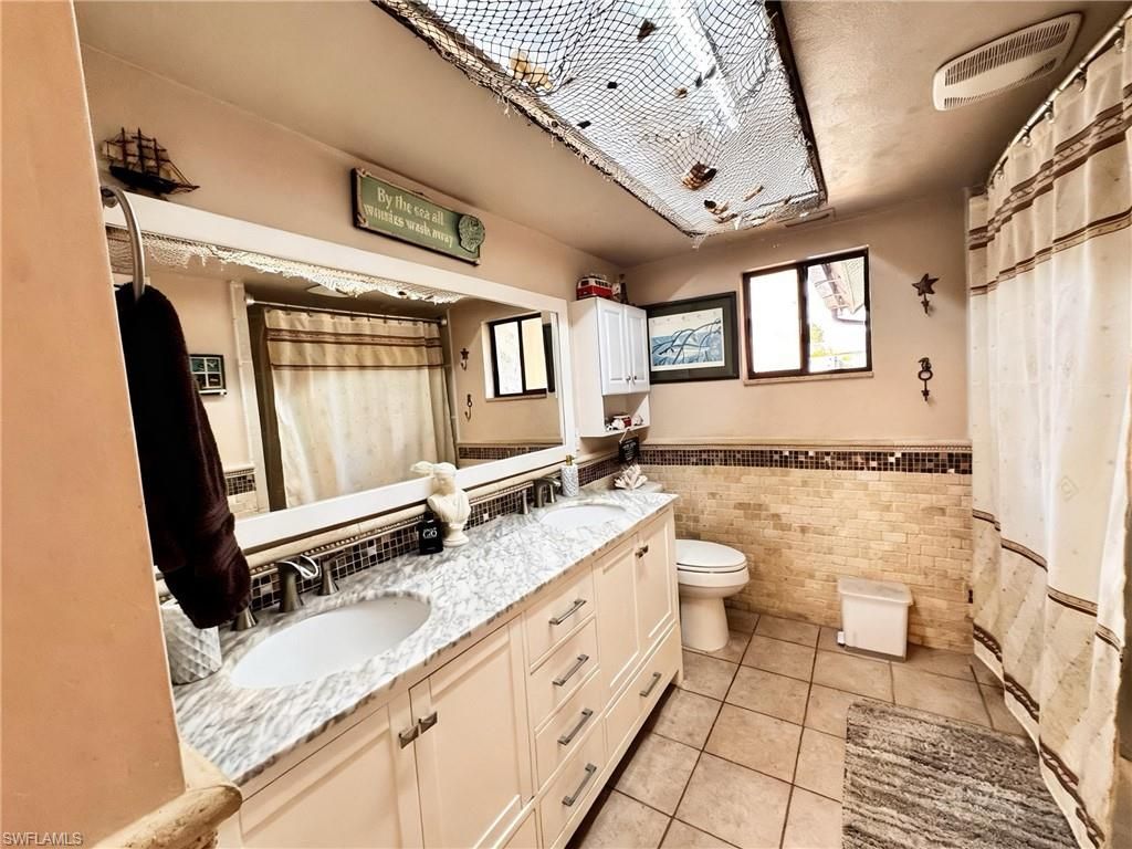 196 E Mariana Ave, North Fort Myers, FL 33917 Photo