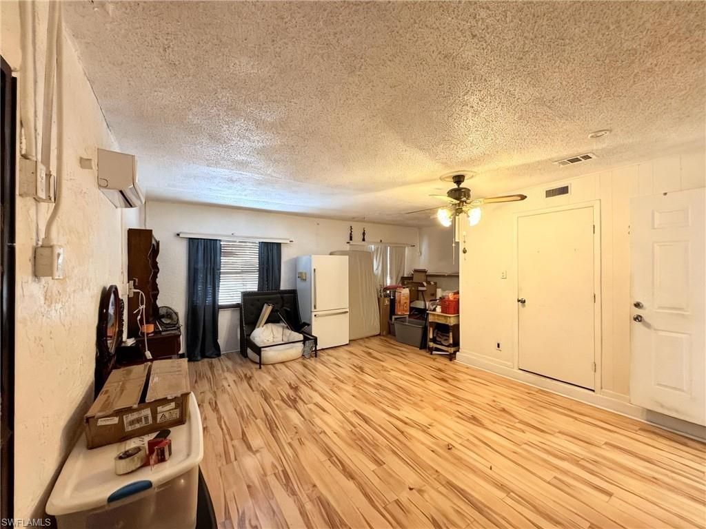 196 E Mariana Ave, North Fort Myers, FL 33917 Photo