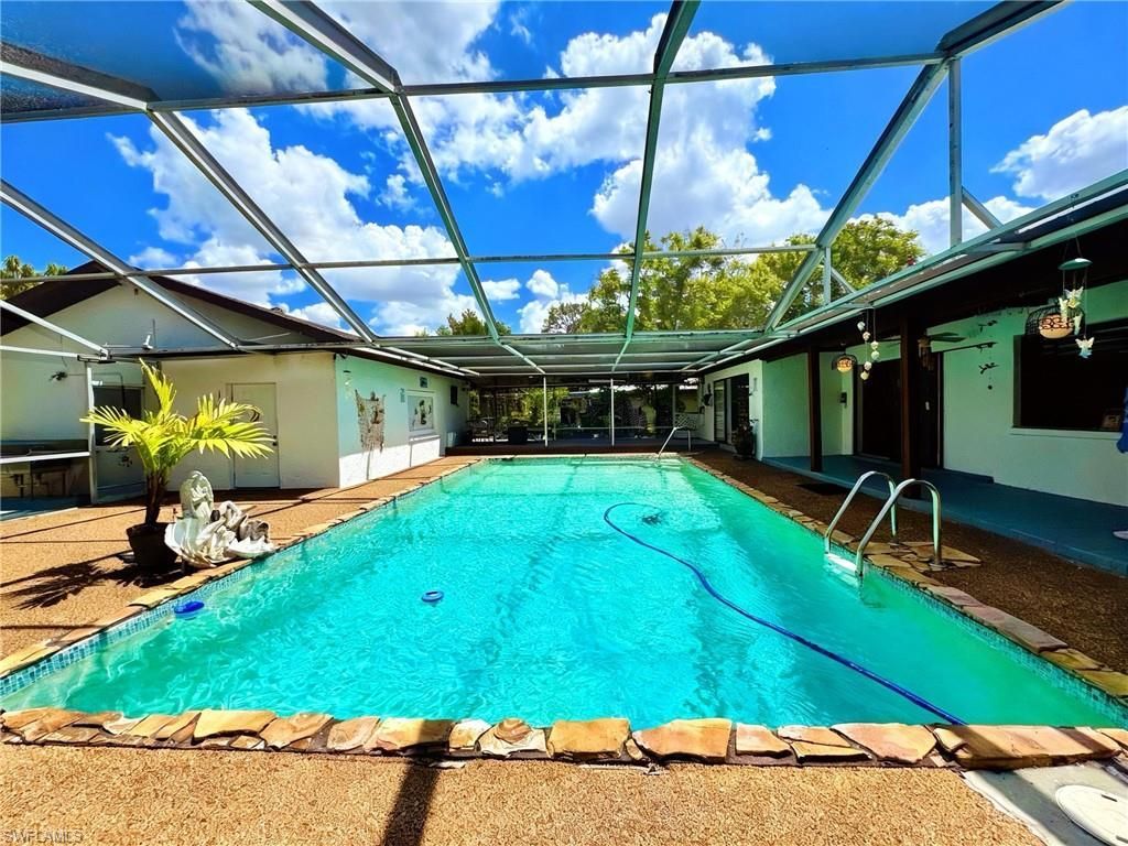 196 E Mariana Ave, North Fort Myers, FL 33917 Photo