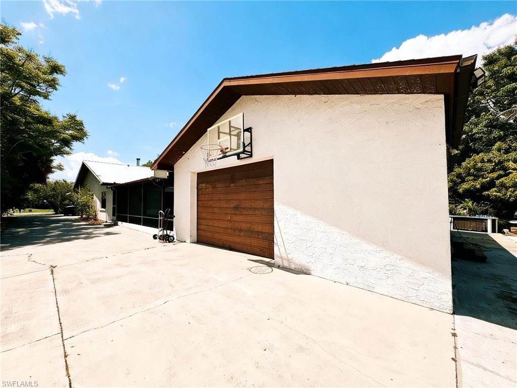 196 E Mariana Ave, North Fort Myers, FL 33917 Photo