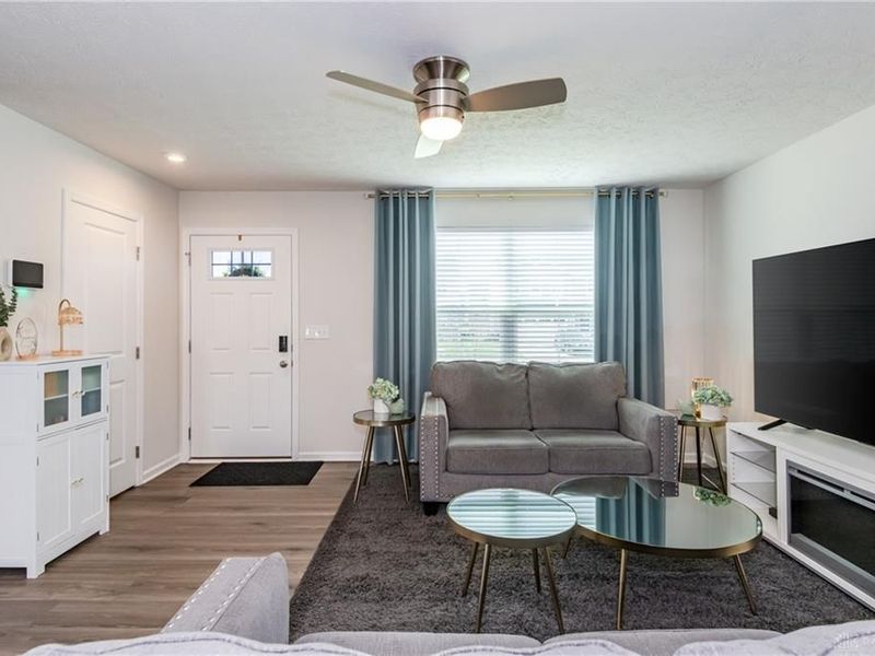 5966 Warm Springs Drive, Middletown, OH 45042 Photo 4