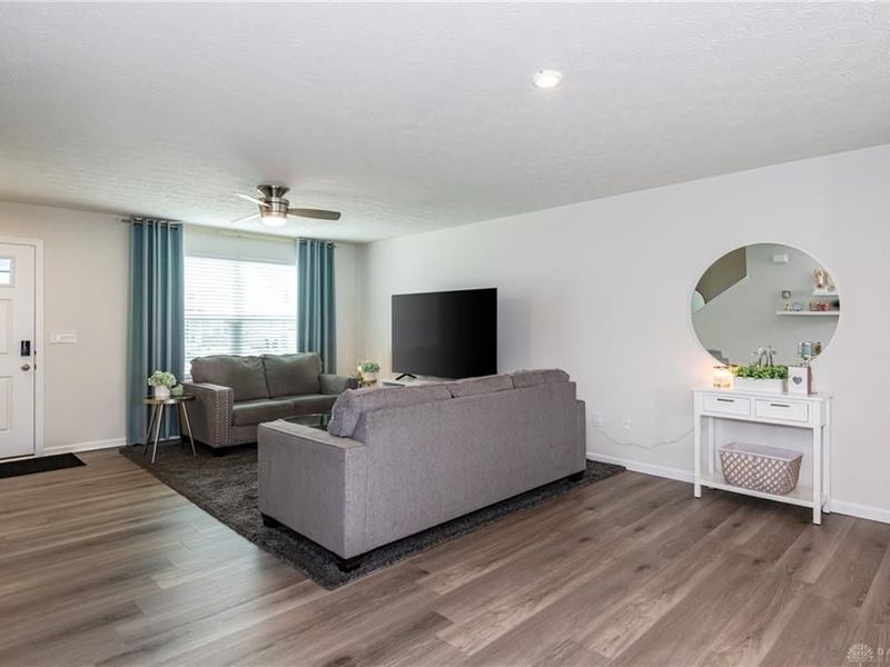 5966 Warm Springs Drive, Middletown, OH 45042 Photo 5