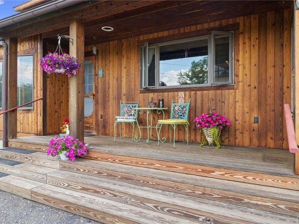4000 Bishop Hill Road, Marcellus, NY 13108