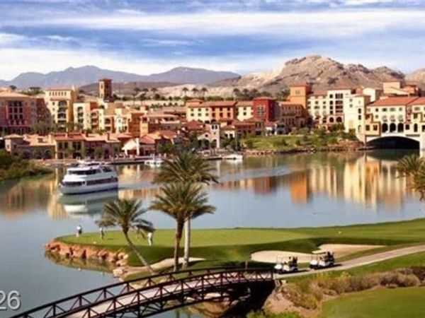 4 Rue Du Ville Way , Henderson, NV 89011