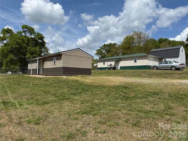 181 Sandy Hill Drive , Forest City, NC 28043