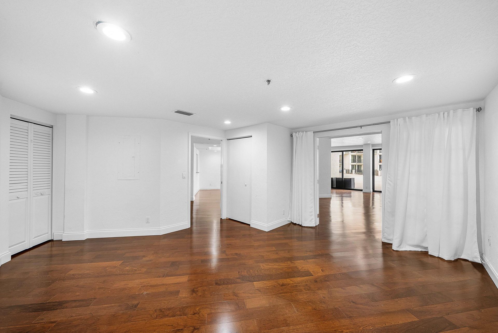 1035 S Federal Highway, Unit 213, Delray Beach, FL 33483 Photo