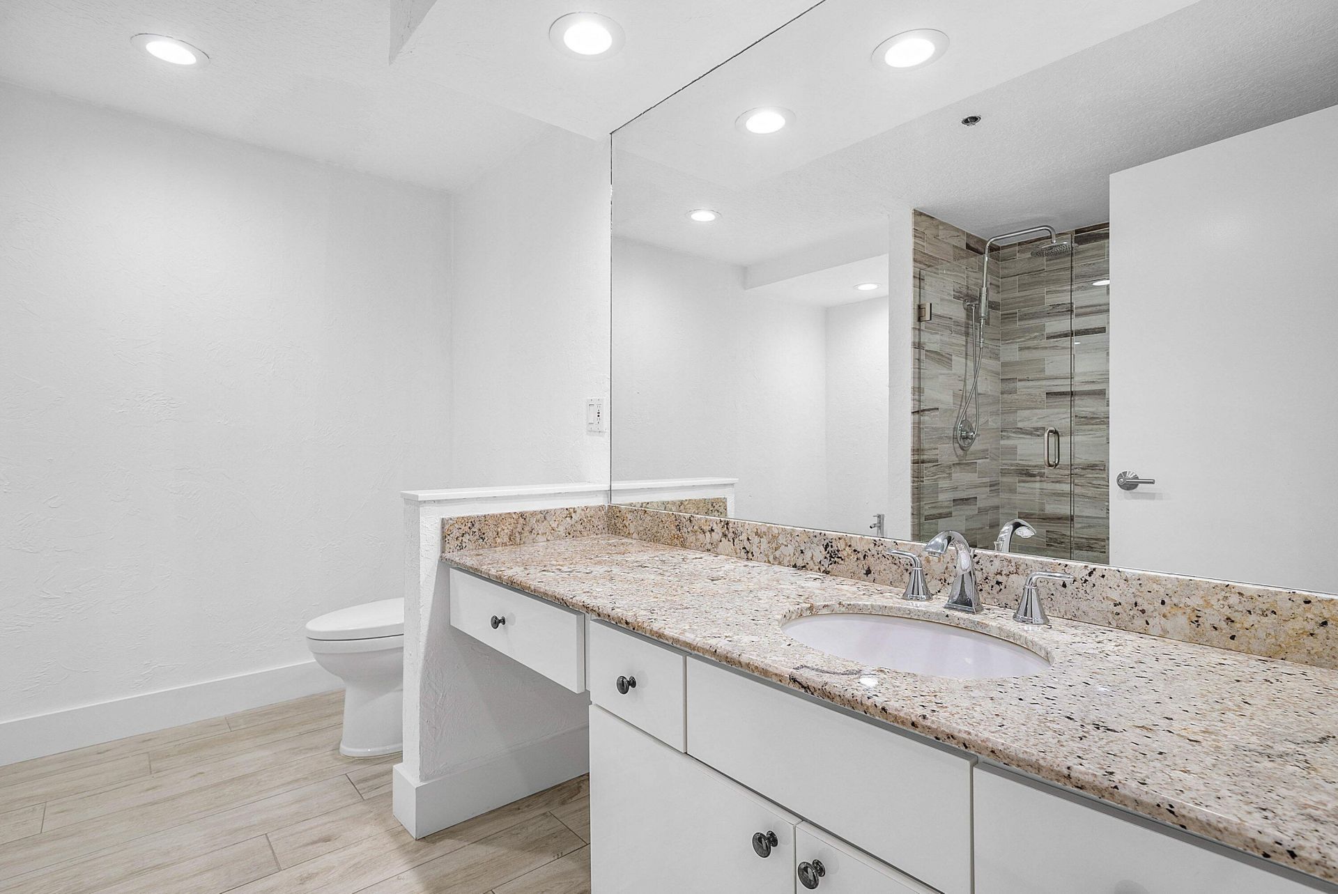 1035 S Federal Highway, Unit 213, Delray Beach, FL 33483 Photo