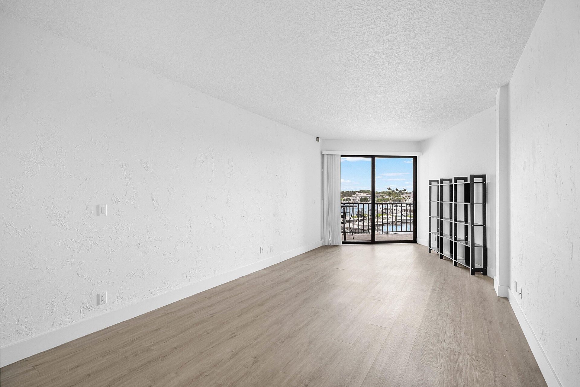 1035 S Federal Highway, Unit 213, Delray Beach, FL 33483 Photo