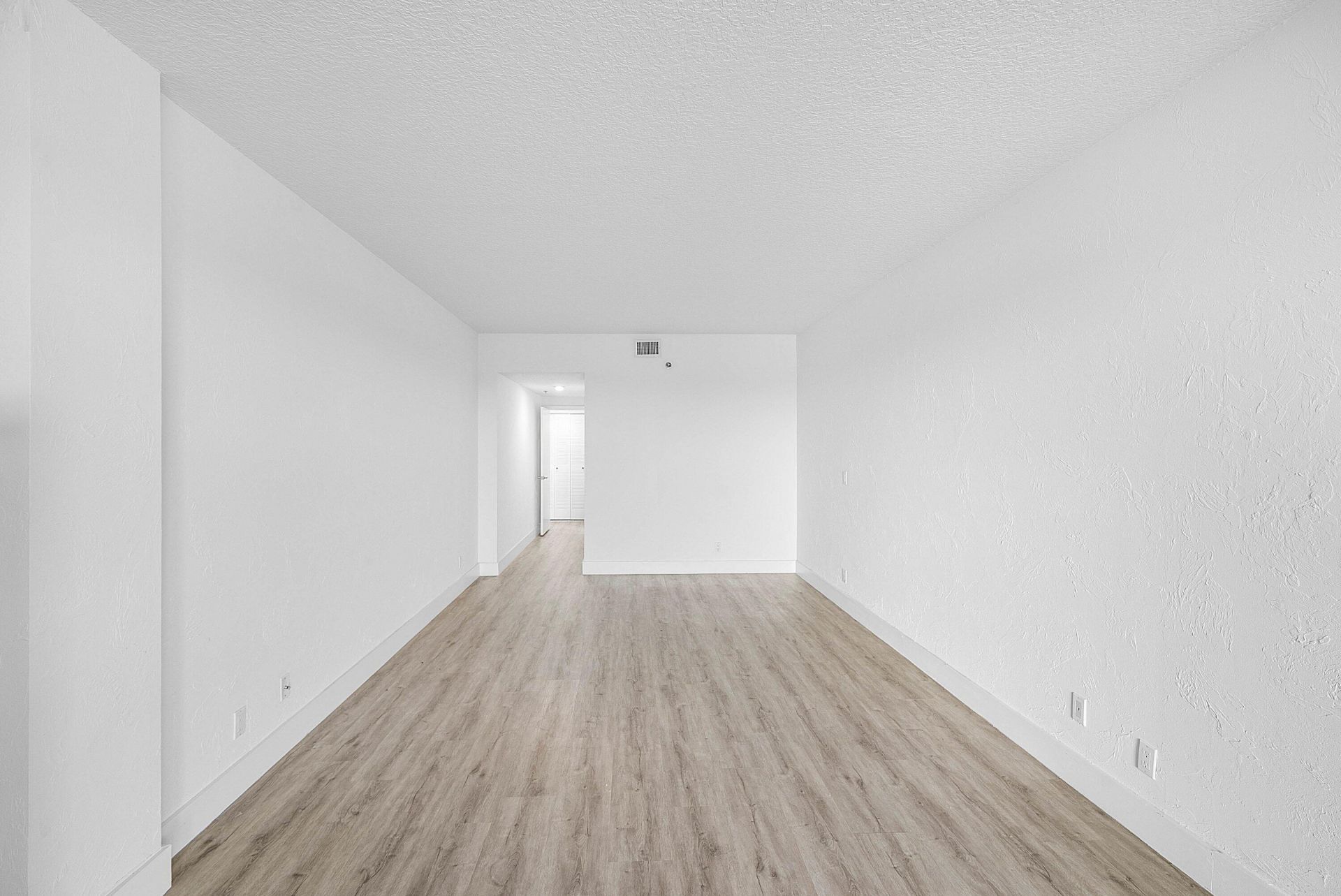 1035 S Federal Highway, Unit 213, Delray Beach, FL 33483 Photo