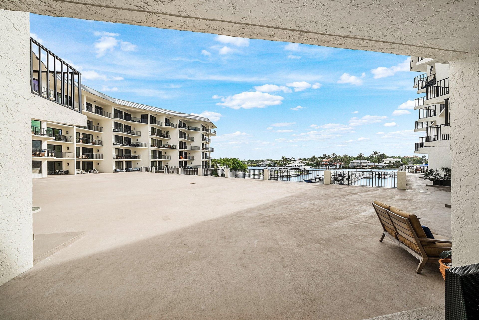 1035 S Federal Highway, Unit 213, Delray Beach, FL 33483 Photo
