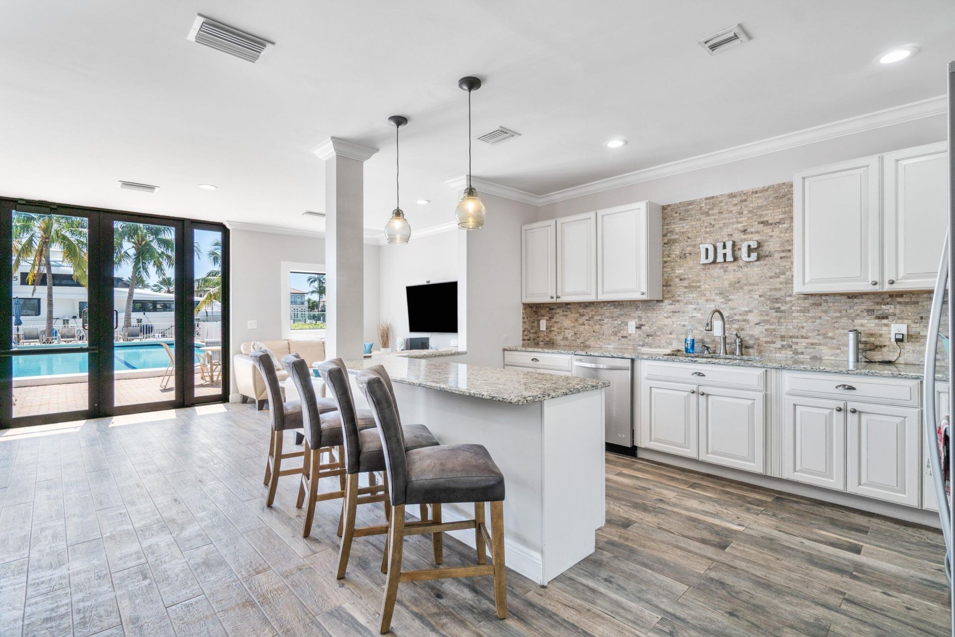 1035 S Federal Highway, Unit 213, Delray Beach, FL 33483 Photo