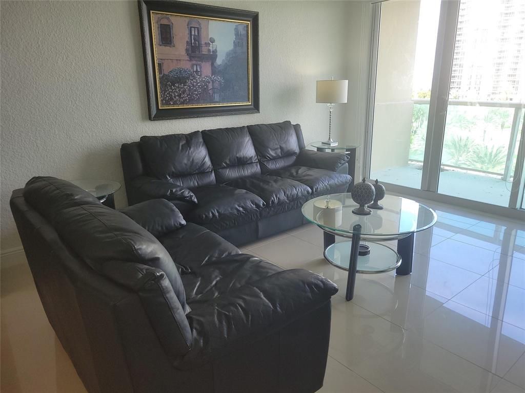 19370 Collins Avenue, Unit 809, Sunny Isles Beach, FL 33160 Photo