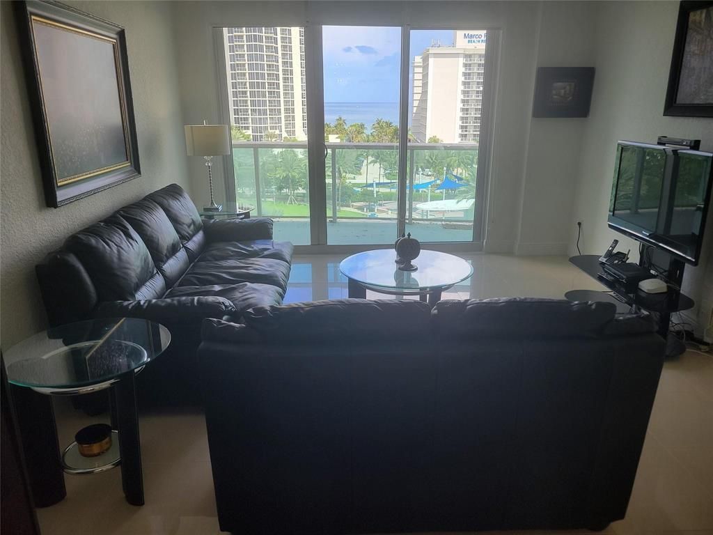 19370 Collins Avenue, Unit 809, Sunny Isles Beach, FL 33160 Photo