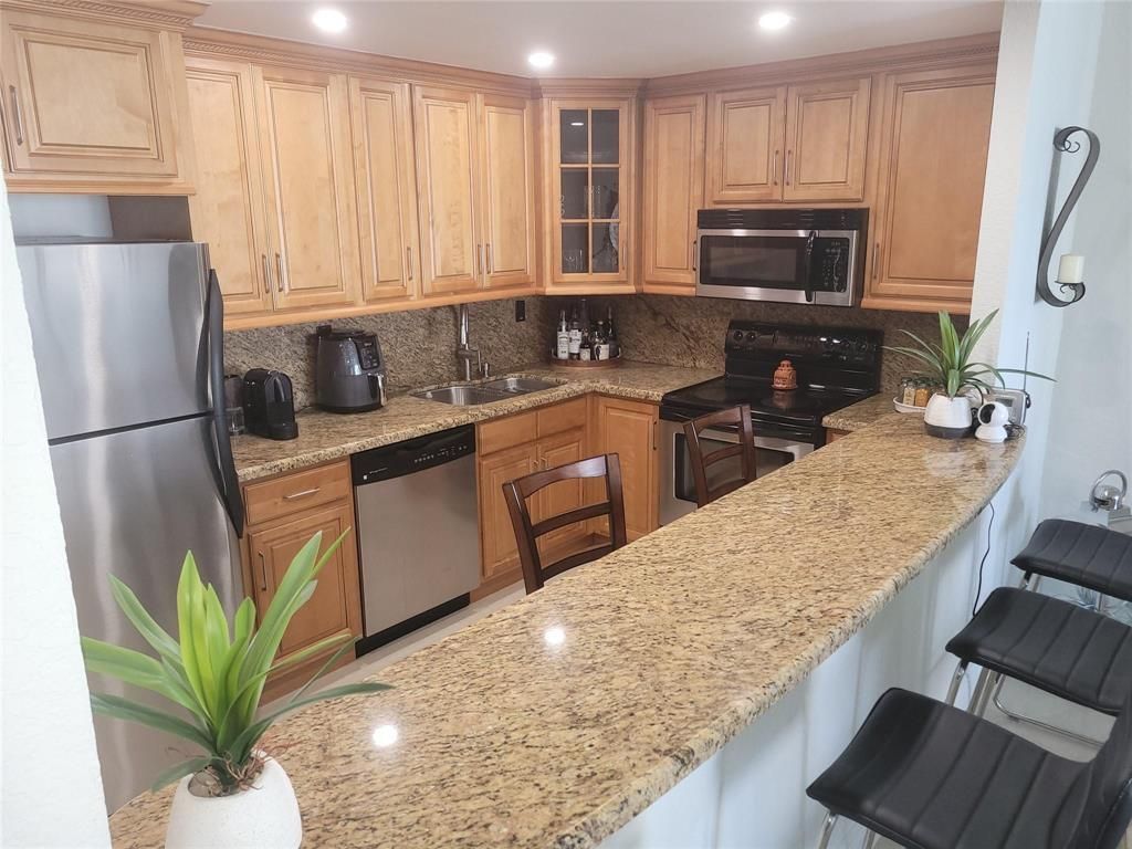 19370 Collins Avenue, Unit 809, Sunny Isles Beach, FL 33160 Photo