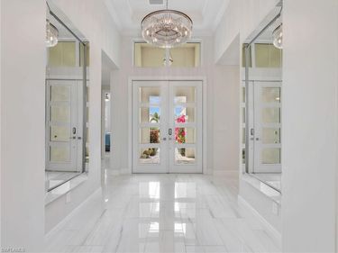 9257 Cayman DR , NAPLES, FL 34114